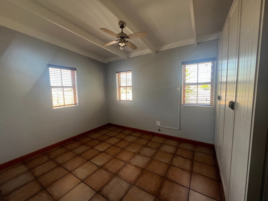 4 Bedroom Property for Sale in Jacobsbaai Western Cape